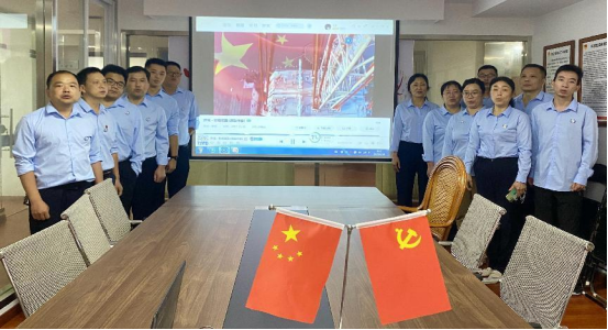 公司黨支部組織唱革命紅歌、觀(guān)看紅色紀(jì)錄片 ， 紅心向黨，喜迎“七一”